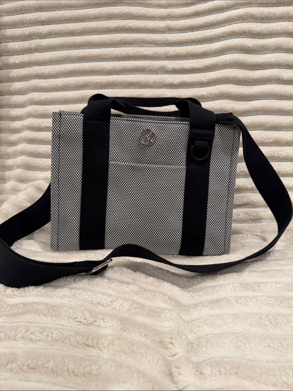 Lululemon Two Tone Canvas Mini Tote. Anchor/light Ivory,more like black n white
